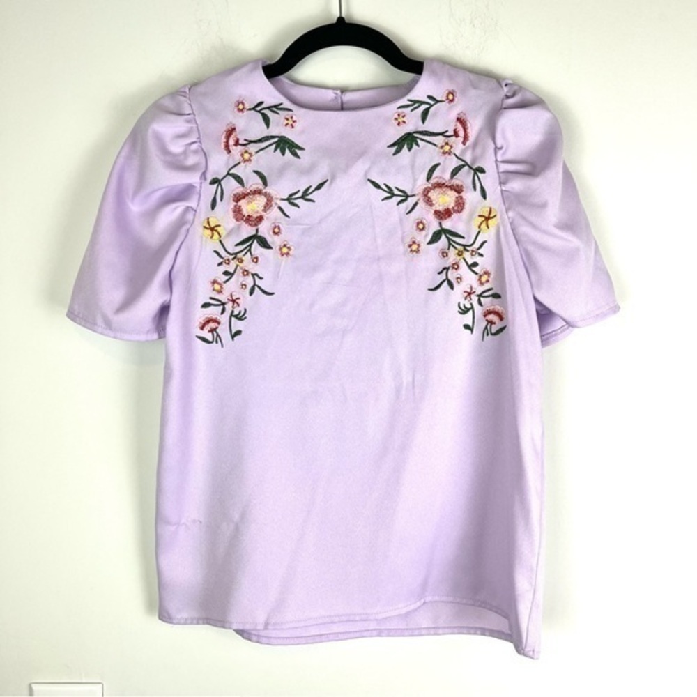 Shein Light Purple Embroidered Floral Puff Sleeve Blouse Size Medium